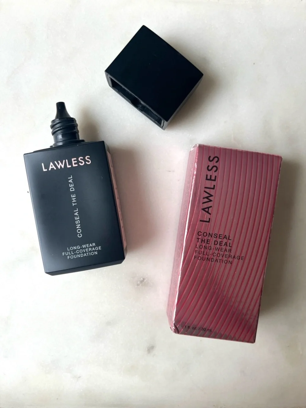 LAWLESS Conceal The Deal Foundation, Almond NWT